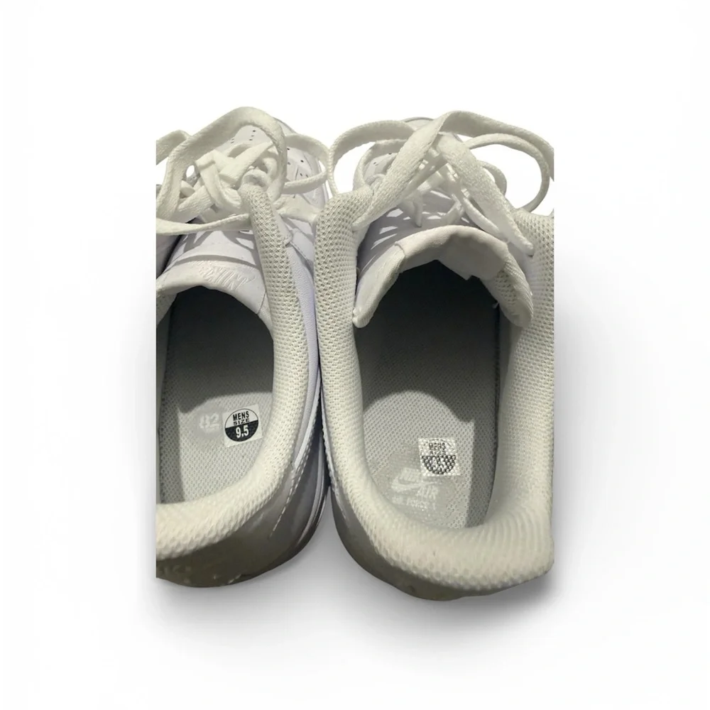 Nike Mens Air Force sneakers
